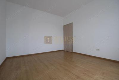 Apartament cu 3 camere decomandat, mobilat în Buziașului