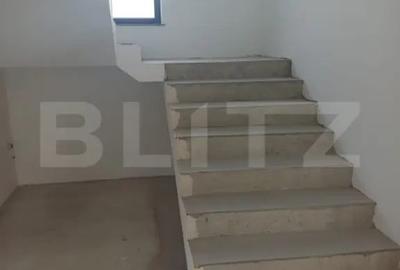Casă cu 4 camere cu Teren 1000 Mp în Central - 12