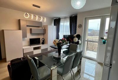Apartament cu 2 camere decomandat în Bucium - 3