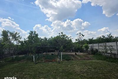 Casă cu 4 camere cu Teren 889 Mp în Oșorhei - 1