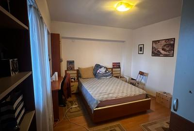 Apartament cu 2 camere decomandat, mobilat în Galata