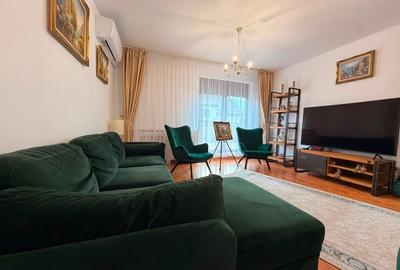 Apartament cu 3 camere decomandat, mobilat în Central