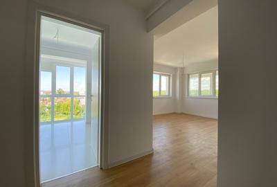Apartament cu 3 camere decomandat în Gherăiești - 9