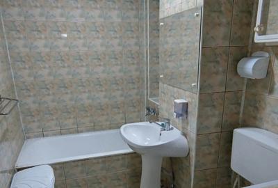 Apartament cu 2 camere decomandat în Govândari