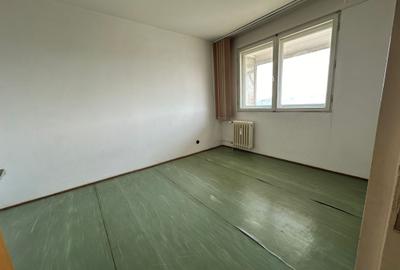 Apartament cu 2 camere semidecomandat în Gorjului
