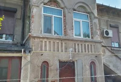 Casă cu 6 camere cu Teren 540 Mp în Central