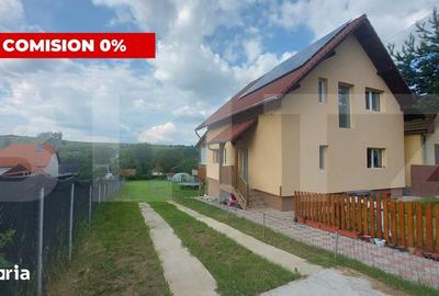 Casă cu 4 camere cu Teren 500 Mp în Central