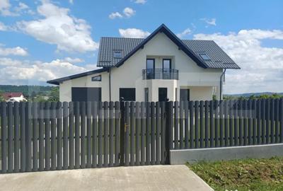 Casă cu 4 camere cu Teren 1000 Mp în Central - 17