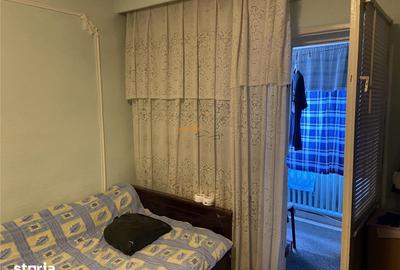 Apartament cu 3 camere decomandat în Sud