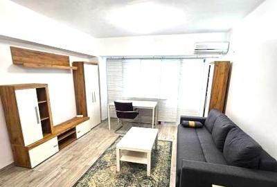 Apartament cu 3 camere, mobilat în Decebal