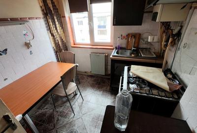 Apartament cu 2 camere decomandat în Central - 16