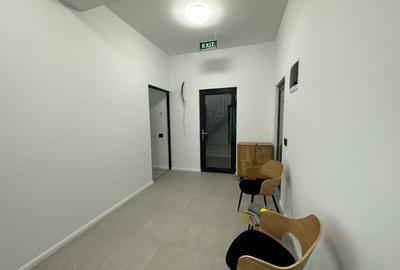 Spațiu comercial, de 28 mp, în Casa de Cultură - 2