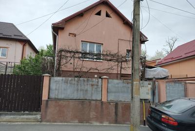 Casă cu 3 camere cu Teren 370 Mp în Central - 7