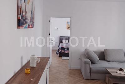 Apartament cu 2 camere decomandat în Central - 2