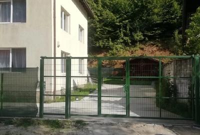 Casă cu 4 camere cu Teren 730 Mp în Central - 3