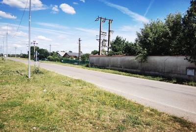 Teren de 7500 mp, în Central