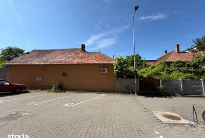 Casă cu 3 camere cu Teren 636 Mp în Cetate - 2