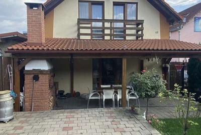 Casă cu 4 camere cu Teren 100 Mp în Central - 11