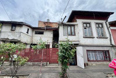 Casă cu 4 camere în Titulescu