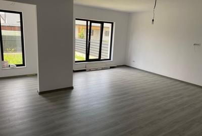 Casă cu 3 camere în Hemeiuș - 3