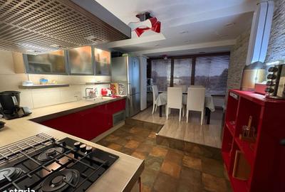 Apartament cu 4 camere în Trocadero