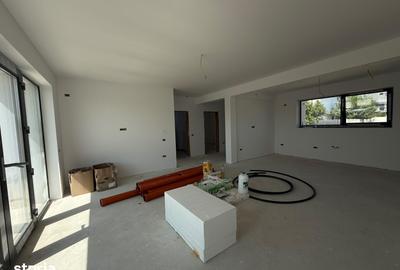Casă cu 4 camere cu Teren 410 Mp în Ghencea