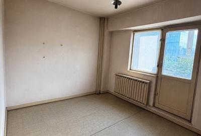 Apartament cu 3 camere decomandat în Aviației - 4