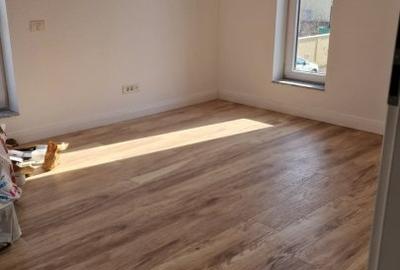 Duplex cu 4 camere cu Canalizare în Central - 7