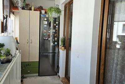 Apartament cu 5 camere decomandat în Dristor