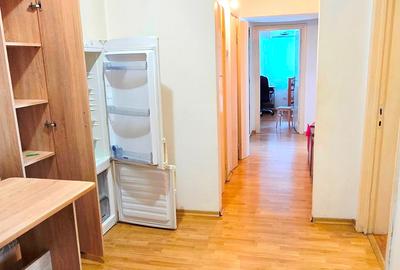 Apartament cu 3 camere decomandat în Bd. Independenței - 4