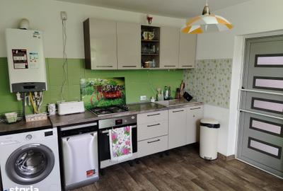 Casă cu 4 camere cu Teren 180 Mp în Chercea - 9
