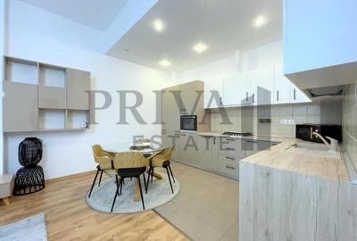 Apartament cu 2 camere semidecomandat, mobilat în Soarelui