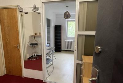 Apartament cu 2 camere semidecomandat în Exterior Vest