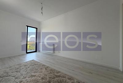 Duplex cu 4 camere cu Canalizare în Central - 11