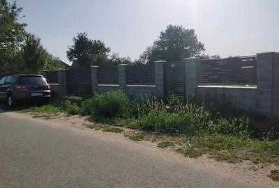 Teren de 400 mp, în Central - 3