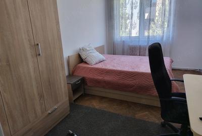Apartament cu 3 camere decomandat în Grigorescu - 1