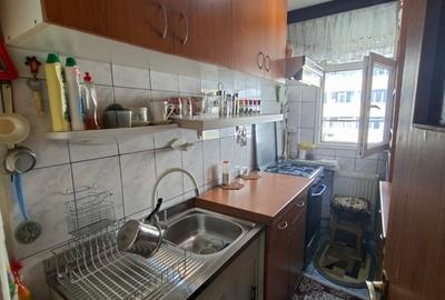Apartament cu 2 camere semidecomandat în Tei - 11