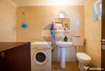Casă cu 3 camere cu Teren 565 Mp în Zizin