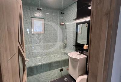 Casă cu 5 camere cu Teren 110 Mp în Florești