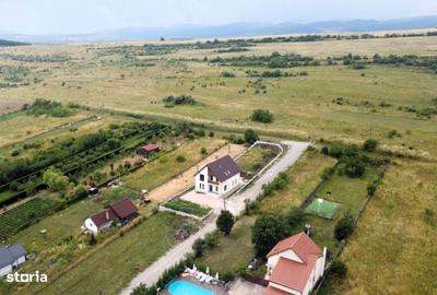 Casă cu 4 camere în Sălicea