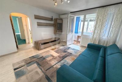 Apartament cu 3 camere semidecomandat, mobilat în Titan