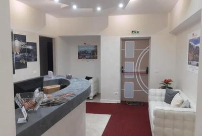 Apartament cu 3 camere decomandat în Central - 1