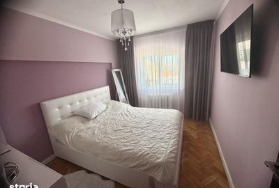 Apartament cu 3 camere în Orașul Nou