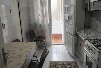Apartament cu 2 camere decomandat în Decebal - 11
