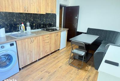 Apartament cu 2 camere în Micro 8
