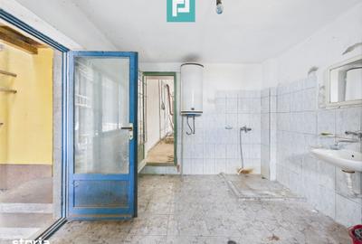 Casă cu 4 camere cu Teren 1510 Mp în Cenad