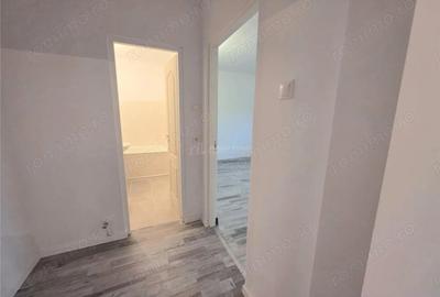 Apartament cu 2 camere semidecomandat în Micro 3 - 8