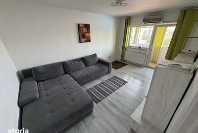 Apartament cu 3 camere decomandat în Complex Studențesc