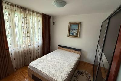 Apartament cu 3 camere decomandat în Central - 3
