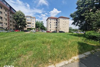 Teren de 892 mp, în Central - 8